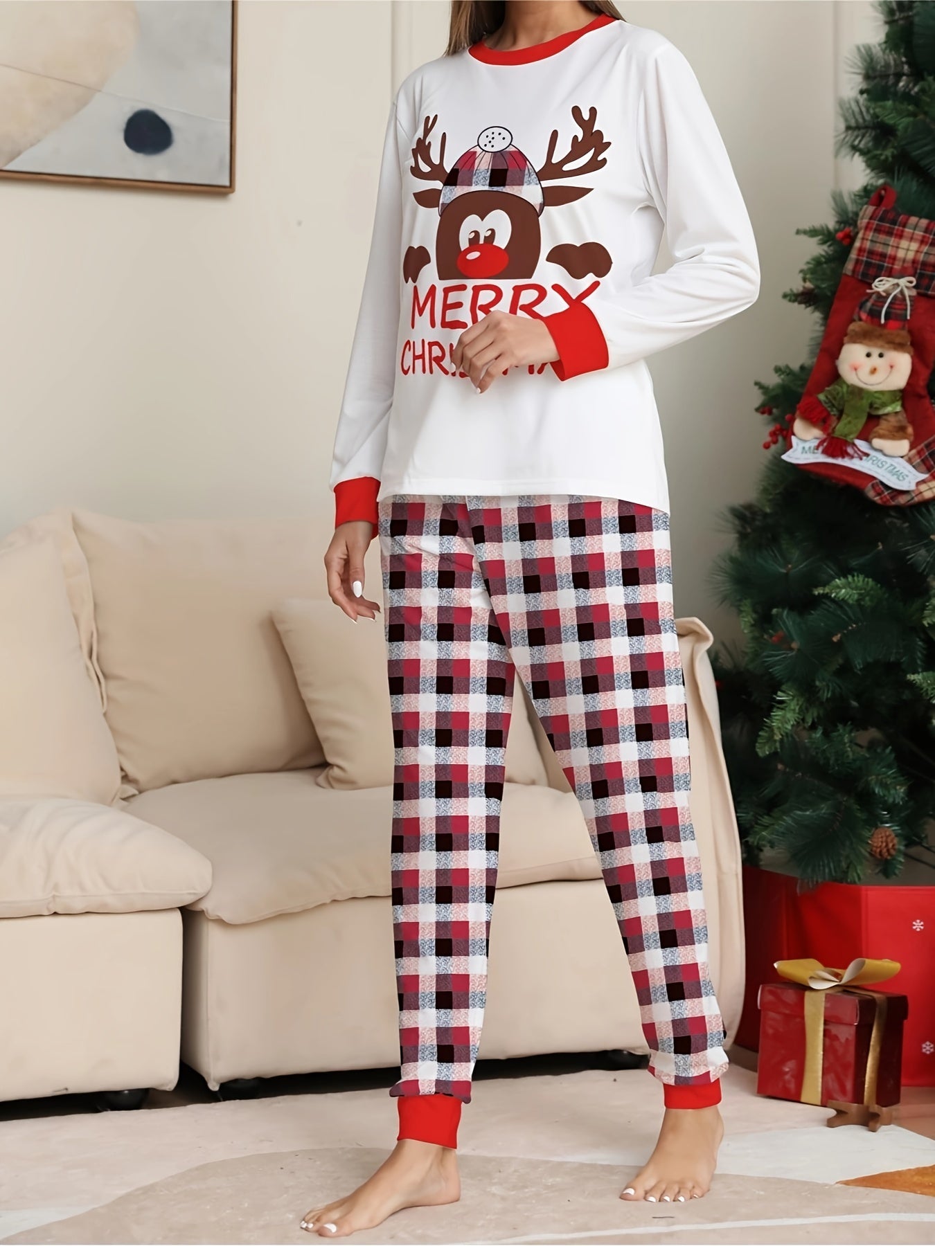 Christmas Pajamas Set Women's Elk Print Tee & Plaid Pants