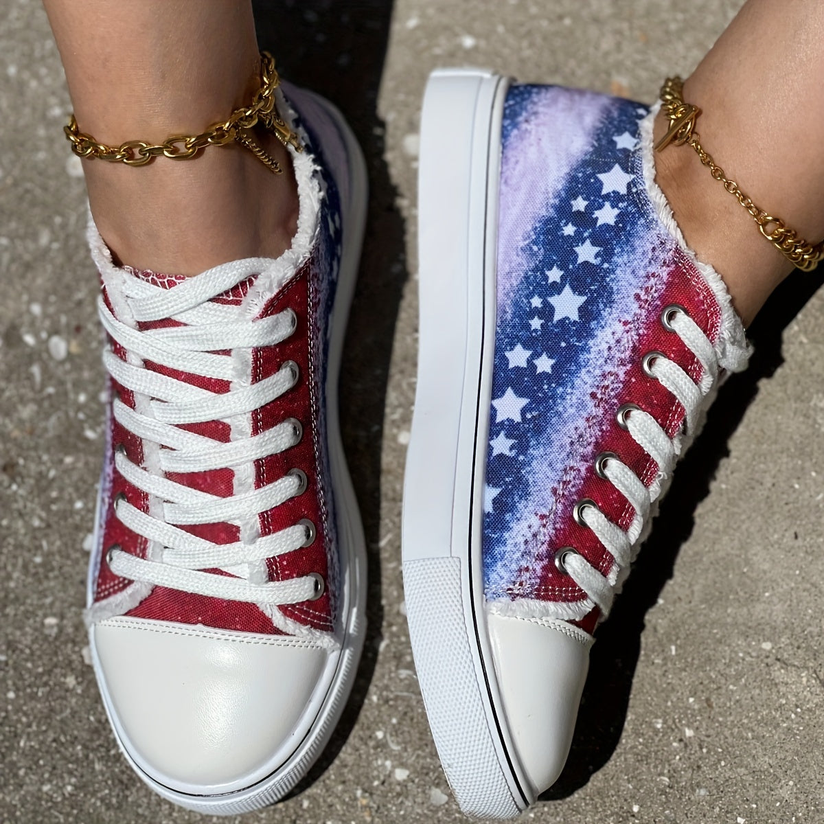 Women's Star Pattern Canvas Shoes Casual Lace Up Outdoor Shoes Lightweight