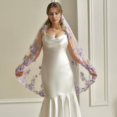 Graceful Finger Length Bridal Veil with Comb Soft Tulle Wedding Lace Veil