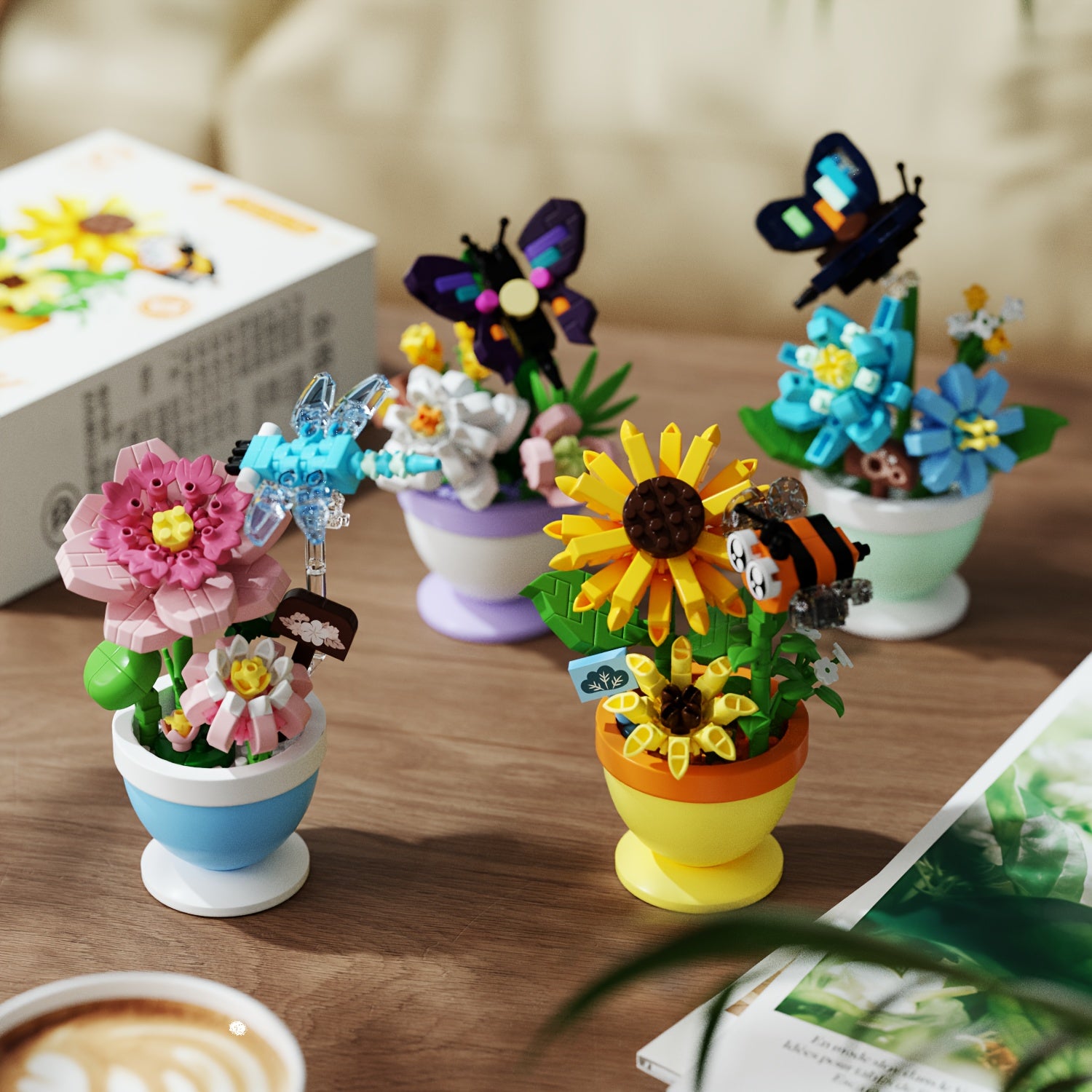 Colorful Mini Building Block Flower & Insect Figurines Desk Decor