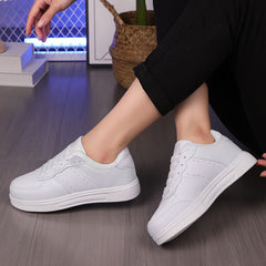 Breathable Faux Leather Flat Skate Shoes