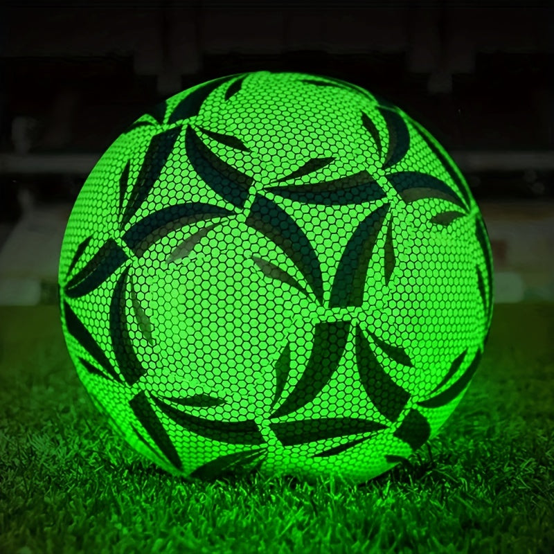 Size 4 5 PU Anti Slip Luminous Soccer Ball For Night Training