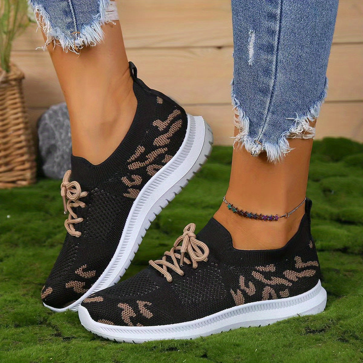 Women's Knit Sneakers Lace-Up Shoes Lightweight Running Shoes