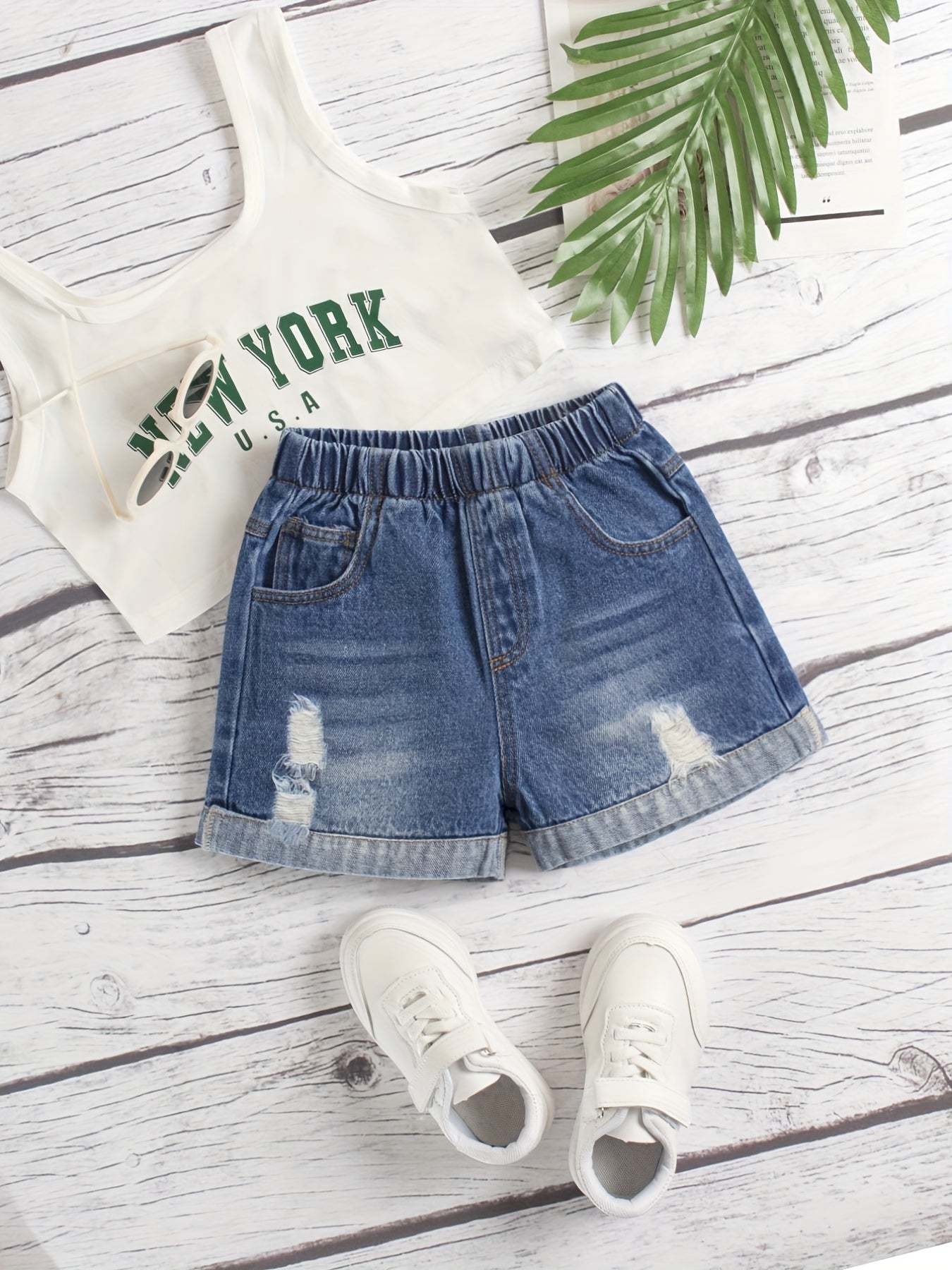 Girls Casual Ripped Denim Shorts Elastic Waist Comfortable Daily Wear