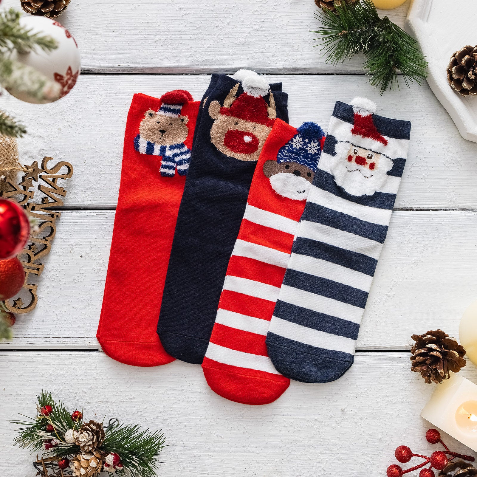 4 Pairs Women's Santa And Bear Funny Socks