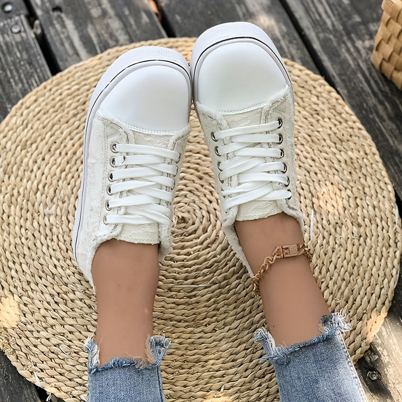 Women's Canvas Sneakers Round Toe Lace Up Low Top Walking Shoes