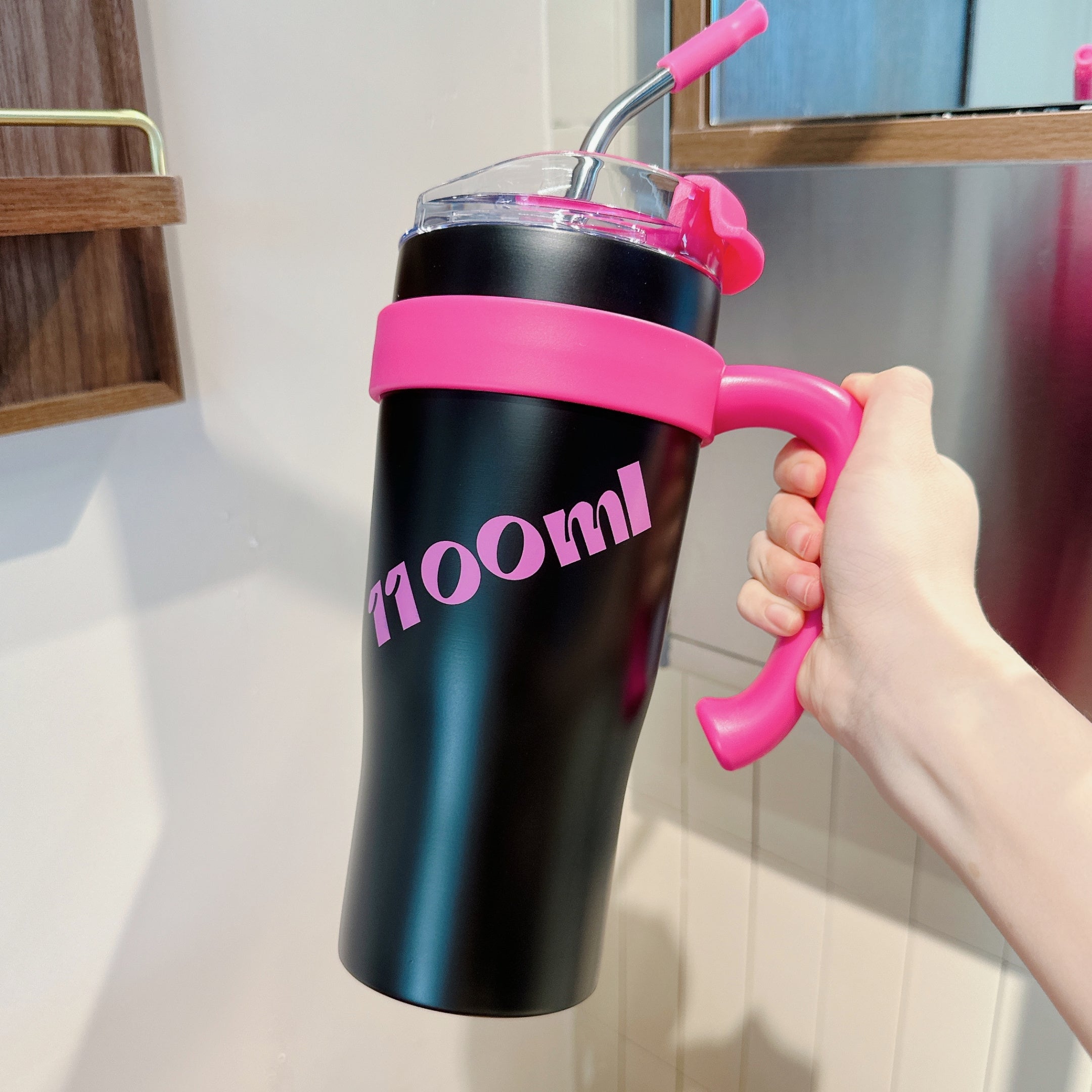 1100ml Large Capacity Vacuum Tumbler with Straw