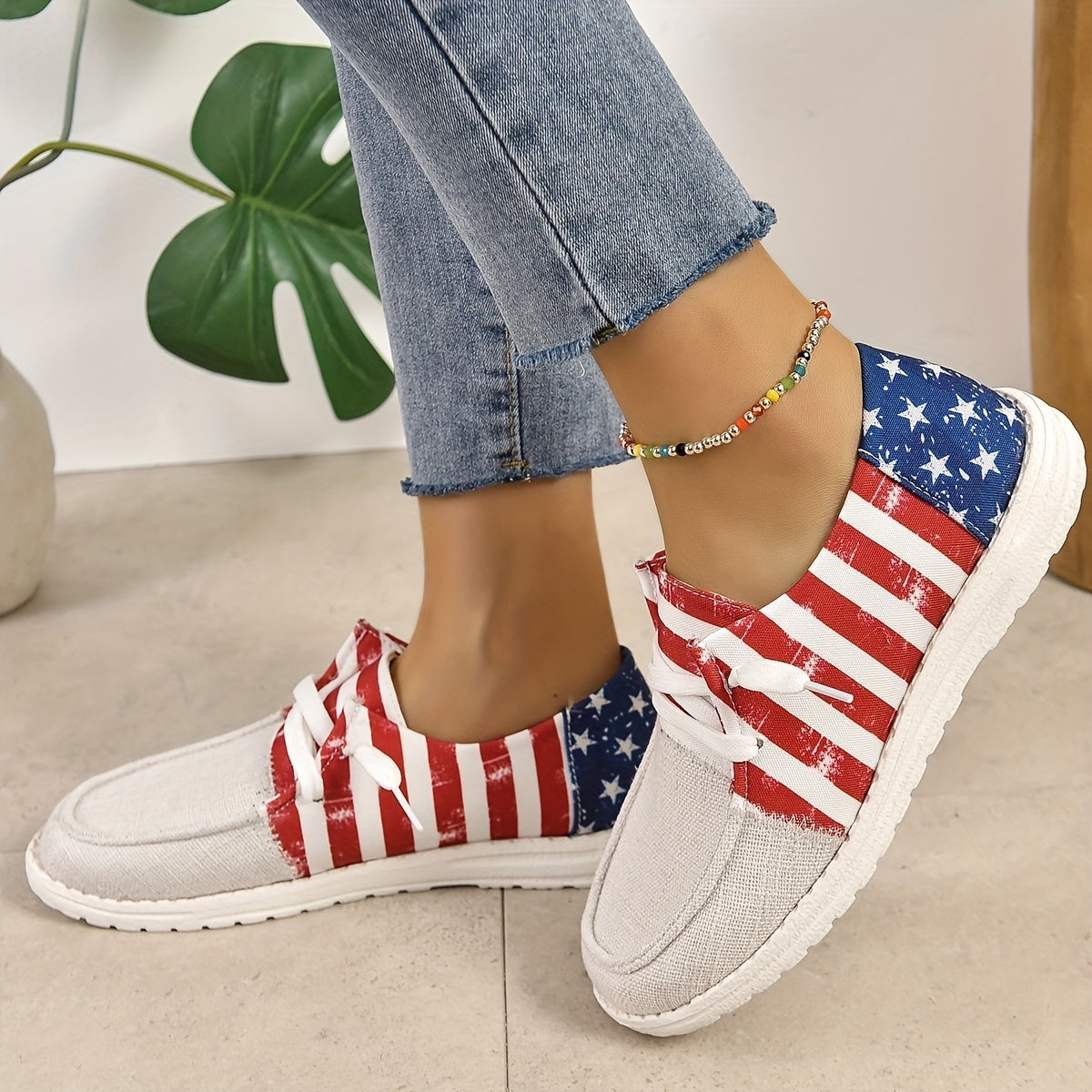 Women's Boat Shoes Star & Stripe Pattern Slip On/Lace Up