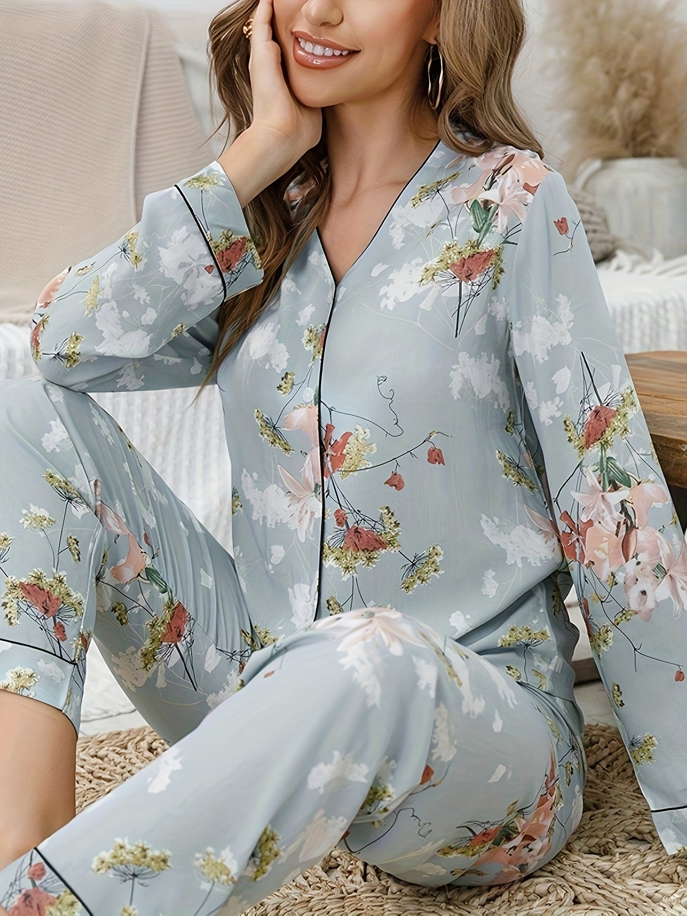 Floral Print Pajama Set Long Sleeve V Neck Top & Elastic Waistband Pants