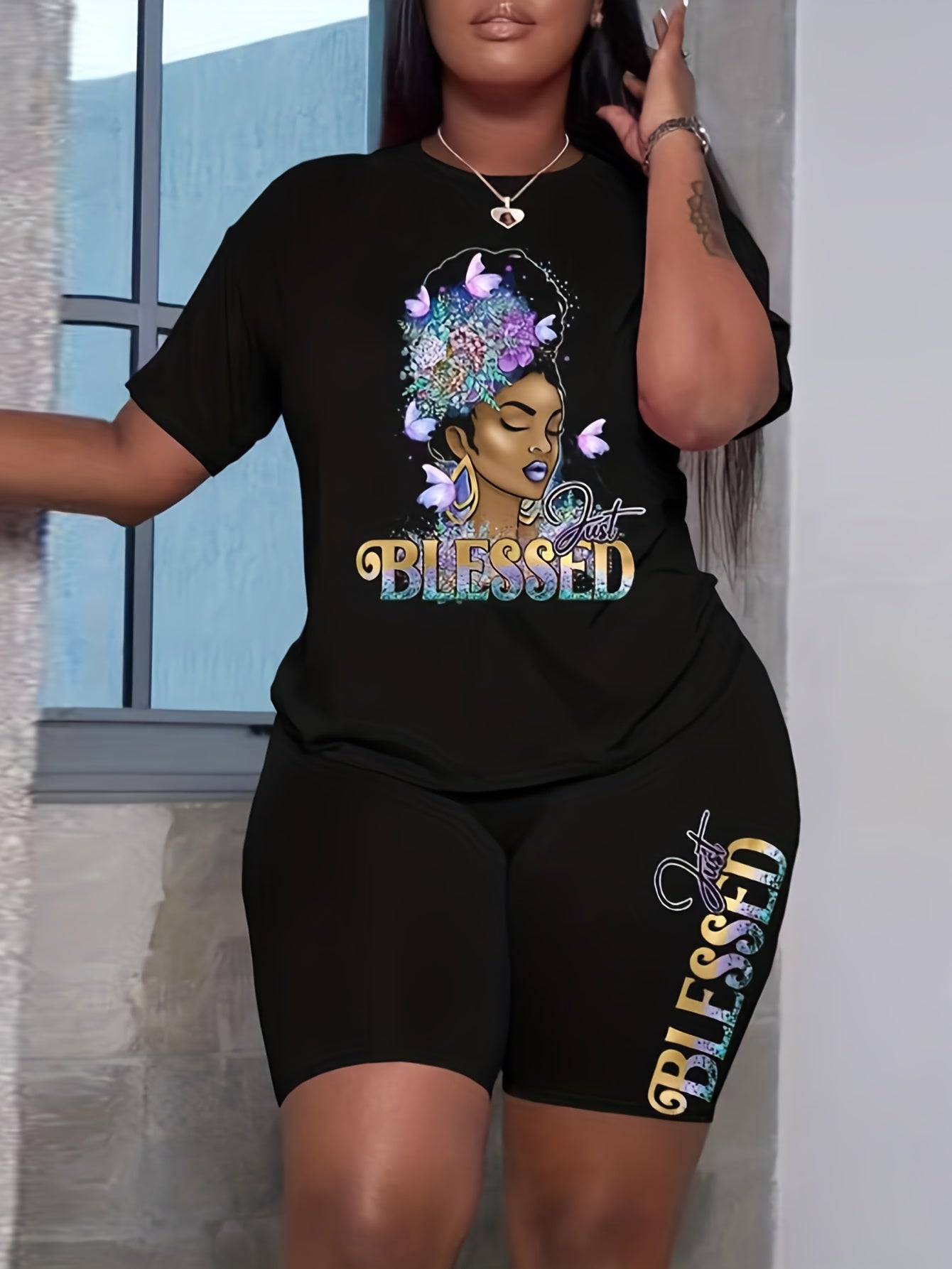 Casual Two Piece Set Crew Neck Tee & Slim Shorts