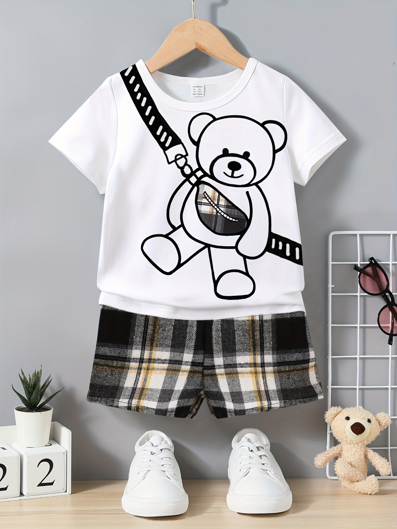 Boy's Bear Graphic Casual Outfit T-Shirt & Plaid Shorts Summer Clothes