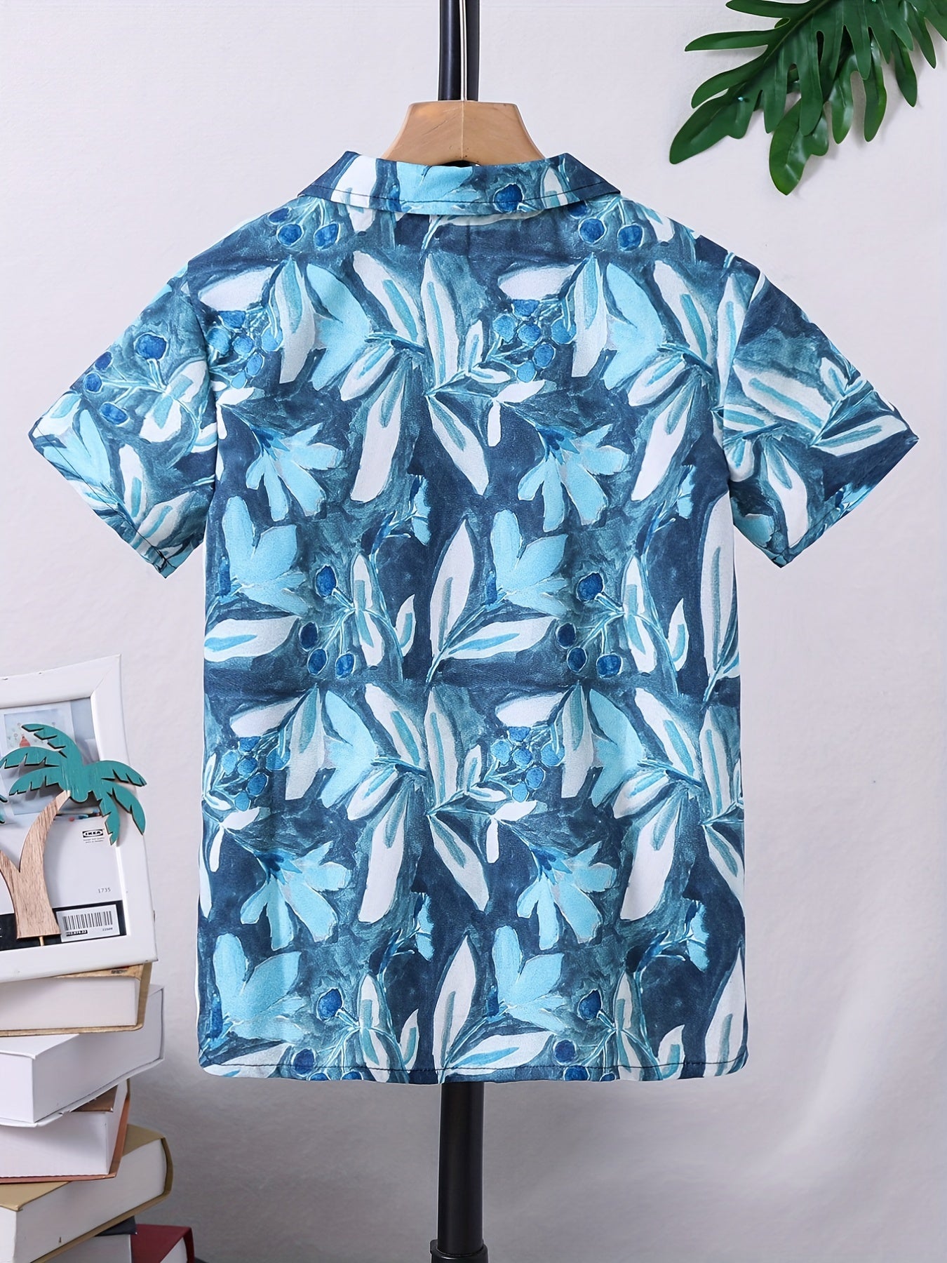 Leaf Graphic Print Boys Casual Shirt