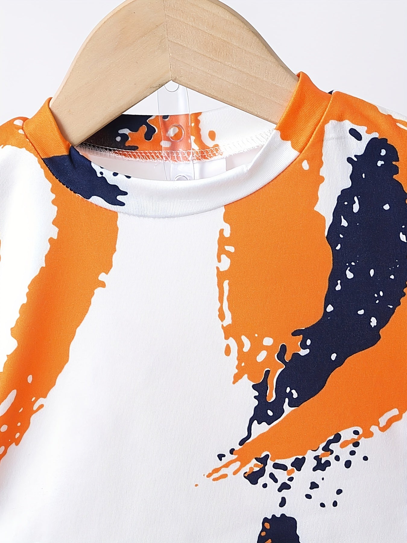 2pcs Baby Boys Graffiti T-shirt & Shorts Set for Summer