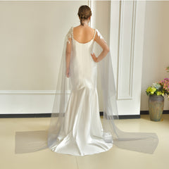 Lace Appliqu Bridal Veil with Pearls