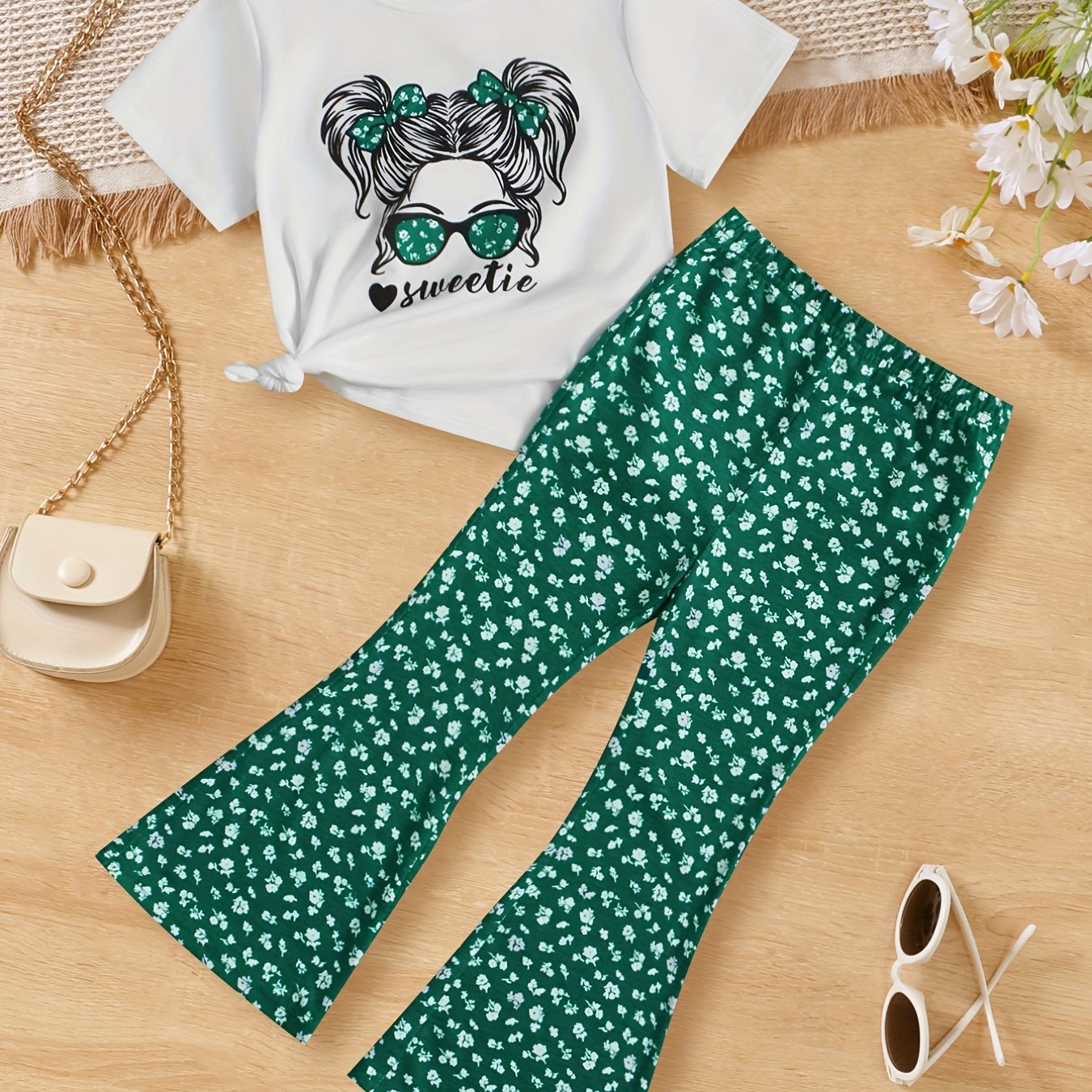 Girl's 2pcs T-shirt & Flared Pants Set Anime Sunglasses Girl SWEETIE Print