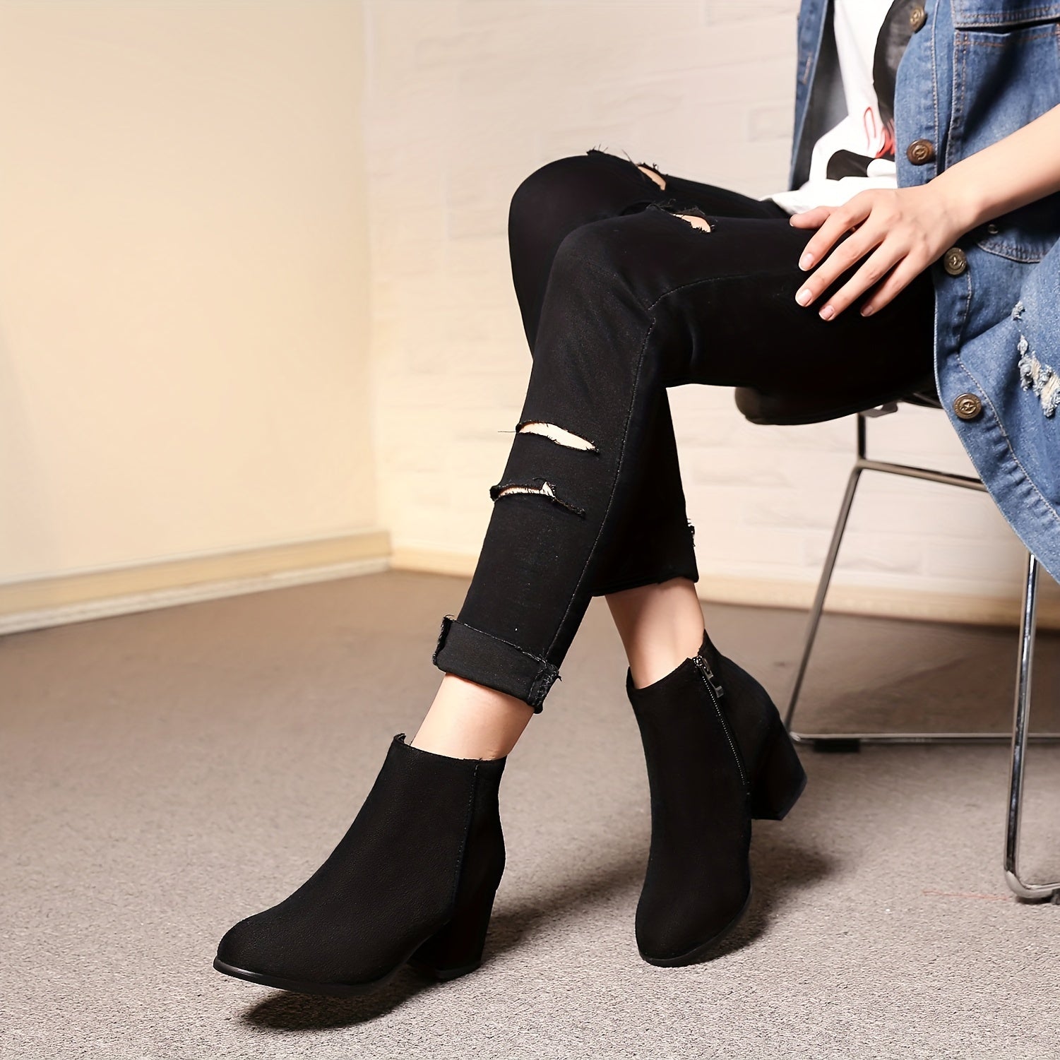 Women's Suede Short Boots Block Heel Round Toe Side Zipper Shoes