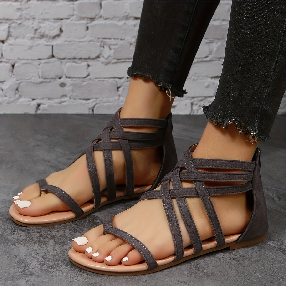 Women's Cross Strap Flat Sandals Back Zipper Open Toe Roman Style