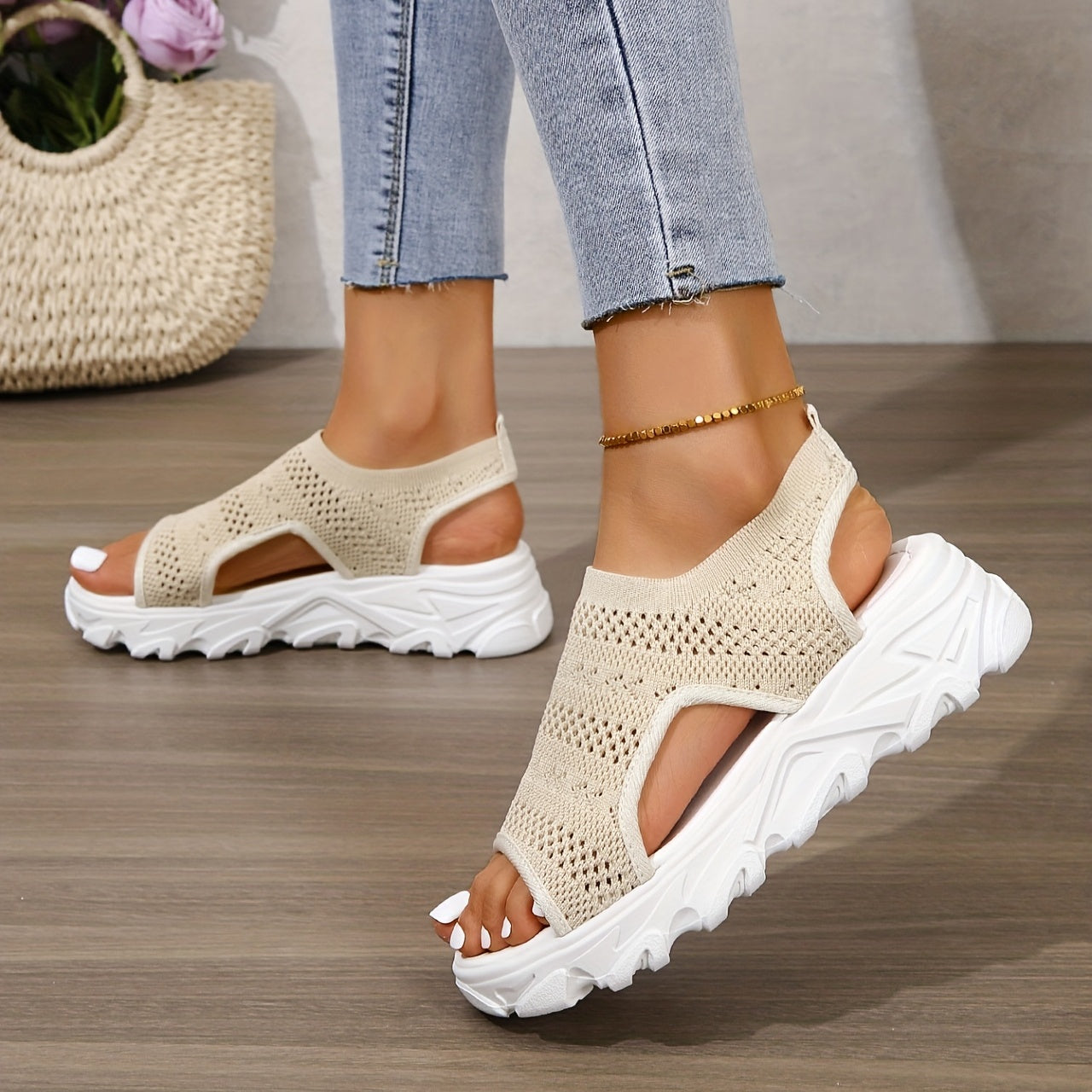 Women's Platform Sandals Open Toe Cutout Breathable Slip On Comfortable Sandals