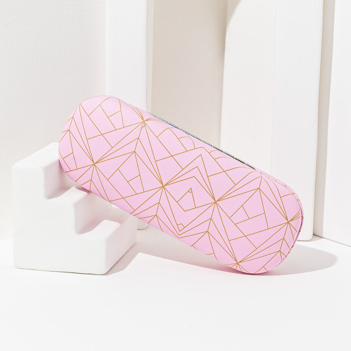 Solid Glasses Case for Women with Line Print