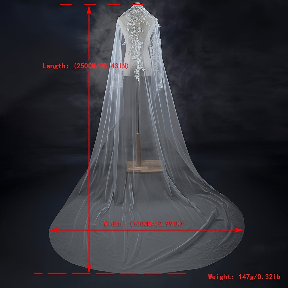 Vintage Lace Bridal Veil with Floral Embroidery