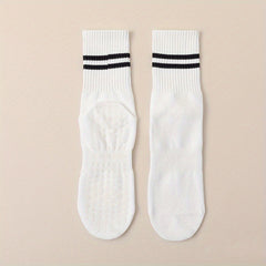 Professional Non slip Mid Tube Yoga Socks With Grips
