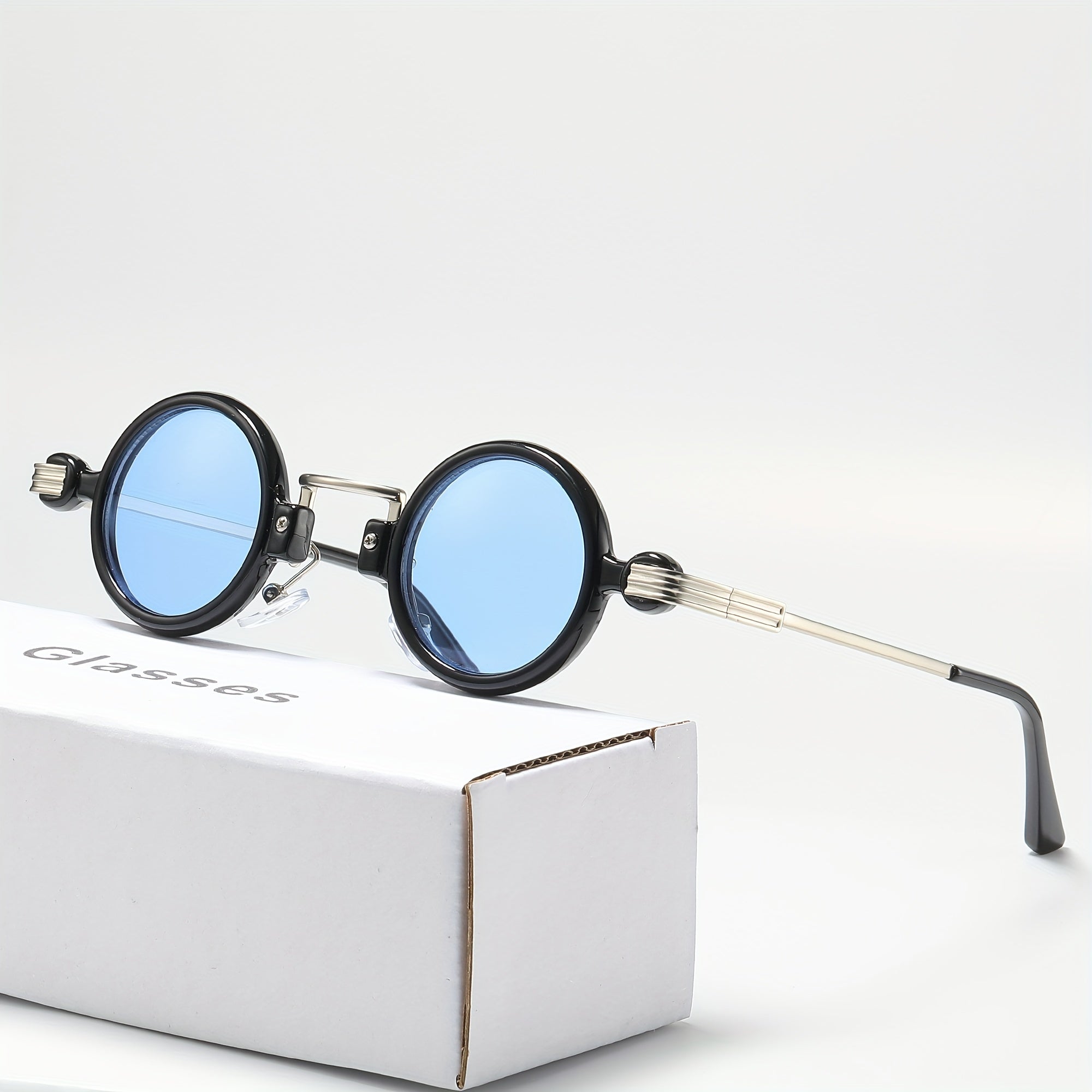 Men's Classic Small Round Sunglasses UV400