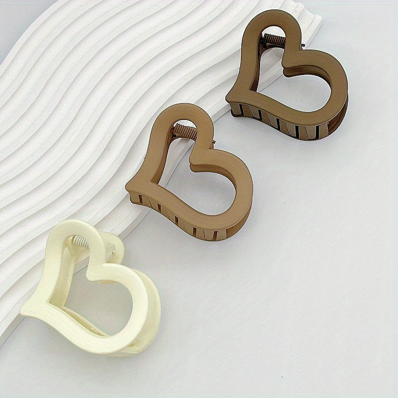 Matte Heart Shape Hair Claw Hair Holder