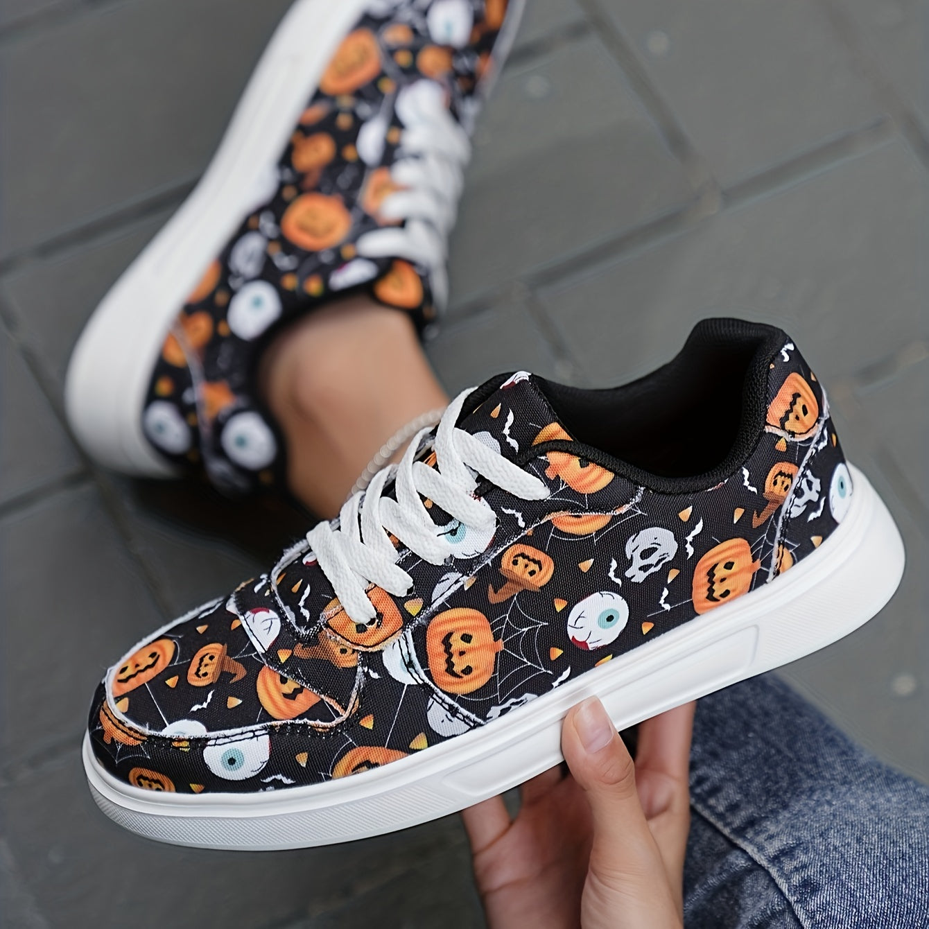 Halloween Graffiti Print Canvas Sneakers
