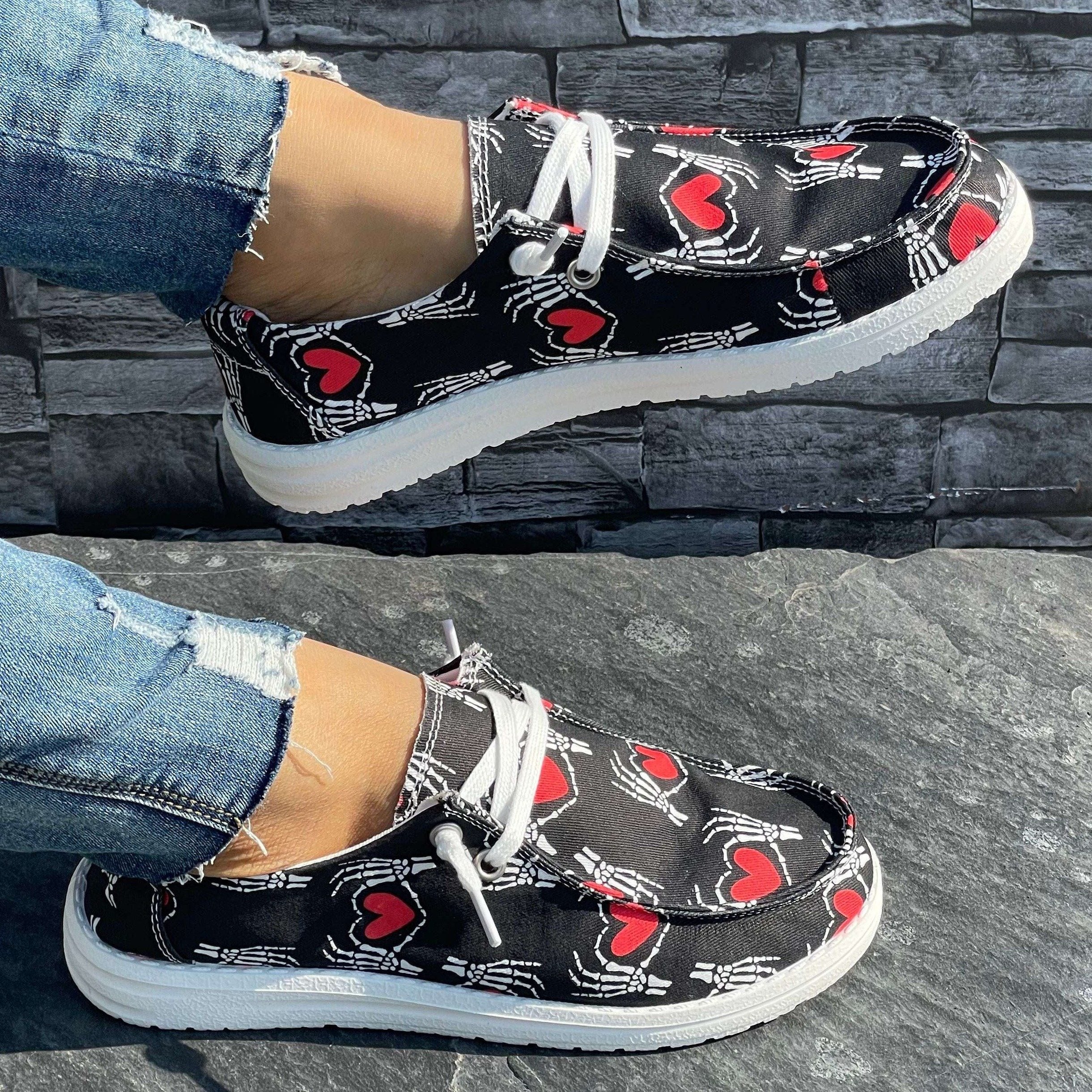 Skull & Love Heart Pattern Flat Shoes - Casual Lightweight Soft Walking Shoes