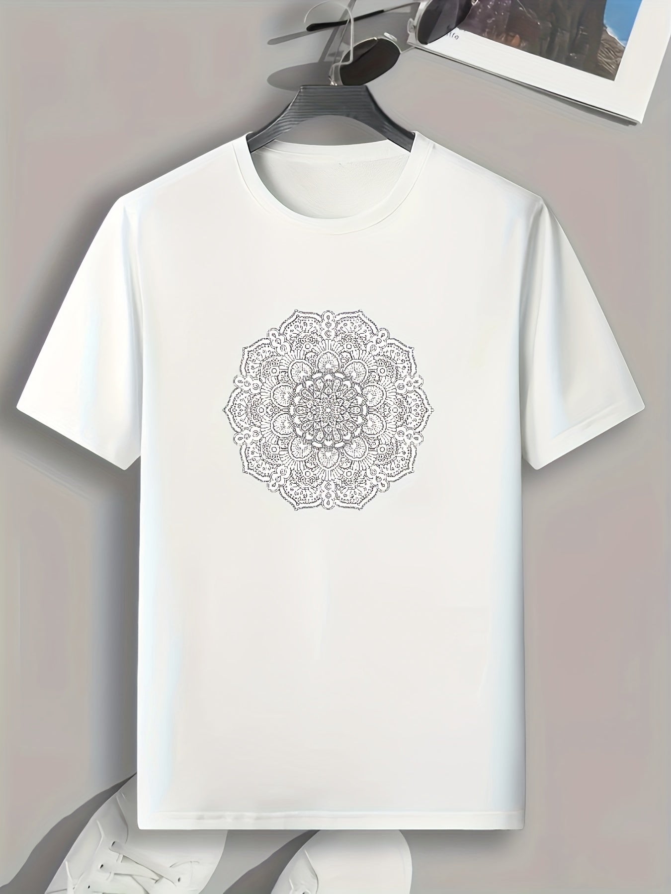 Flower Print Men's Graphic Tee for Summer