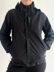 Hooded Waterproof Outdoor Jacket Long Sleeves with Zipper Pockets
