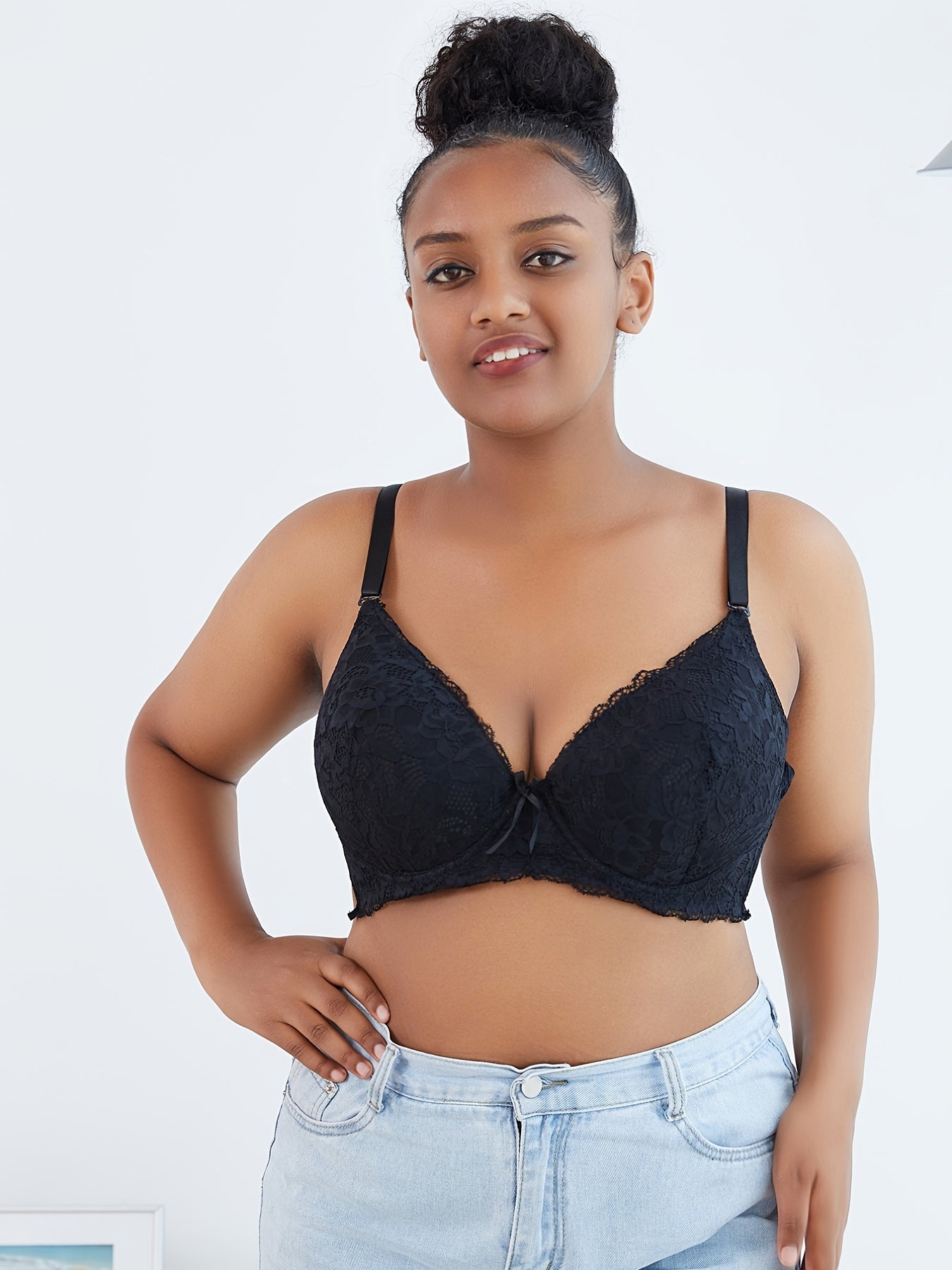 Bra Women's Plus Contrast Lace Bow Detail Full Coverage Solid Bra