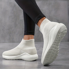 Breathable Slip On Running Shoes Women Lightweight Outdoor Sneakers
