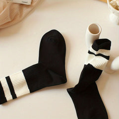 Men's Striped High Tube Sports Socks Breathable Thin Stockings