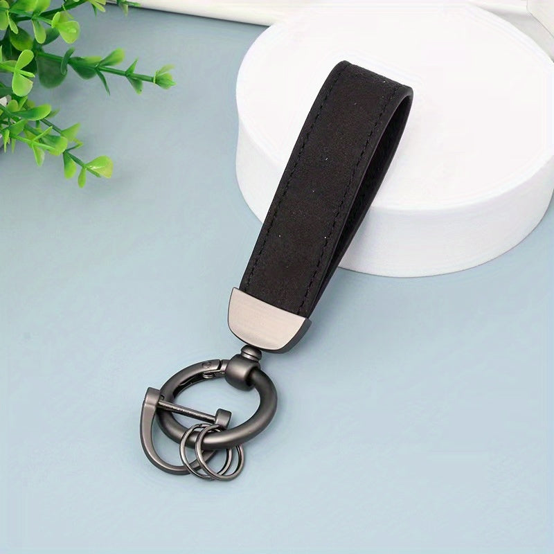 Horseshoe Buckle Key Chain for Men and Women - Ideal Holiday Gift