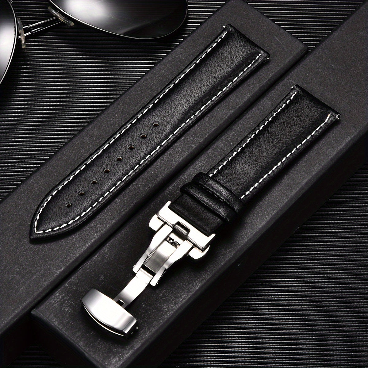 Double Press Solid Butterfly Buckle Leather Strap 18mm-24mm