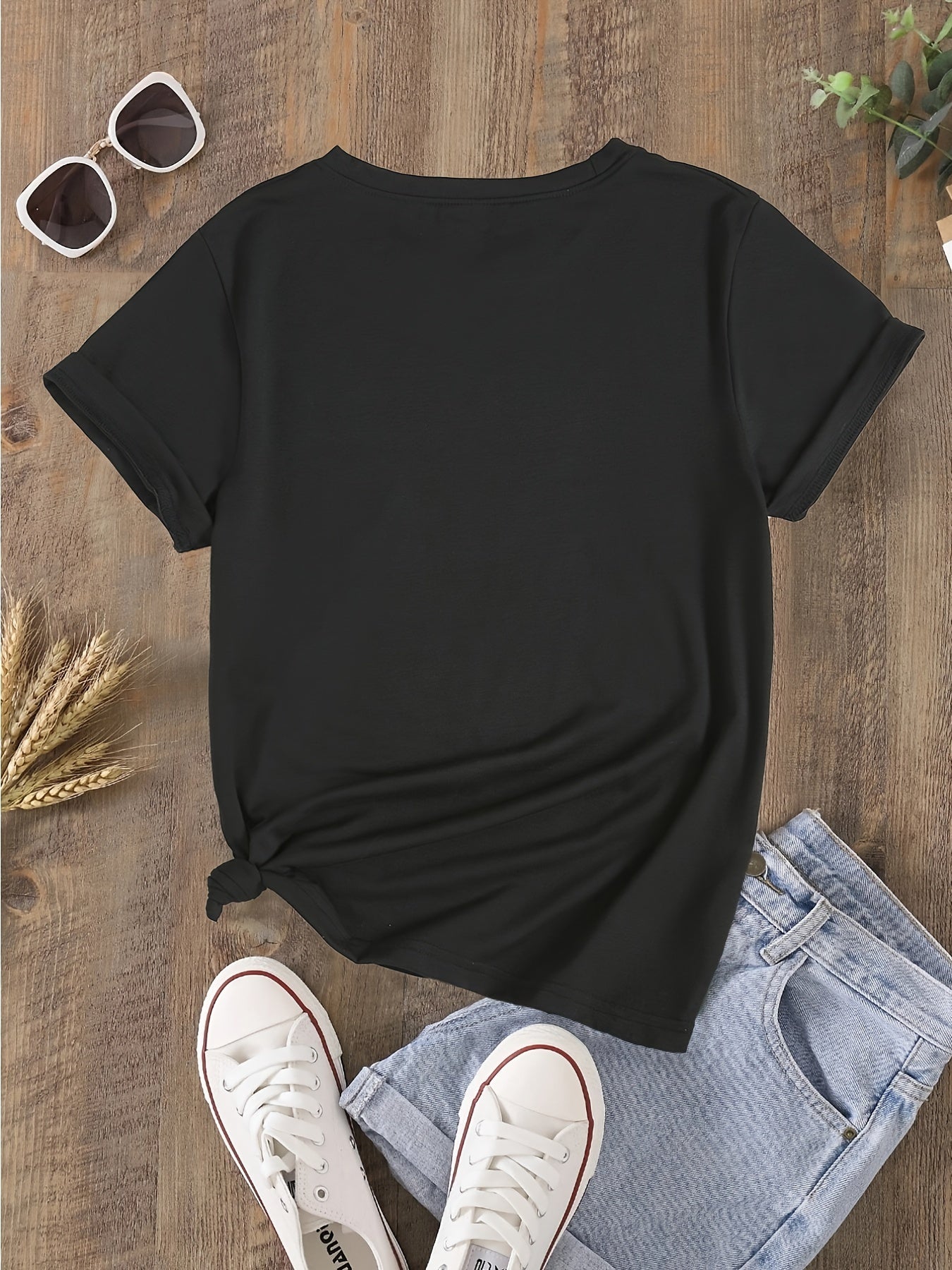 Matching Mama & Mini Tee Set for Family Fun Short Sleeve Tops
