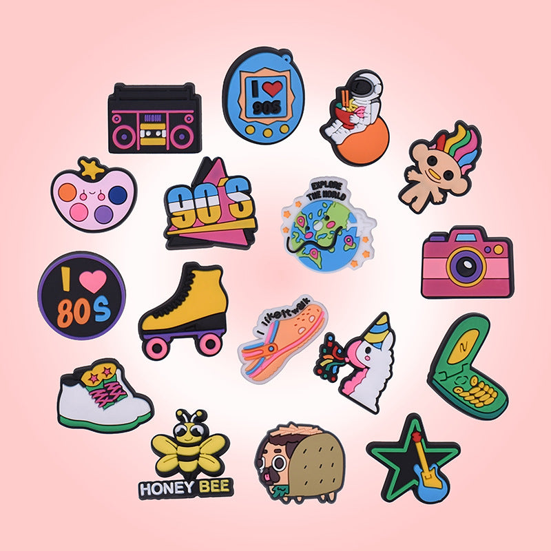17Pcs Cartoon Shoe Charms for Clog Sandals - Party Favors & Birthday Decorations