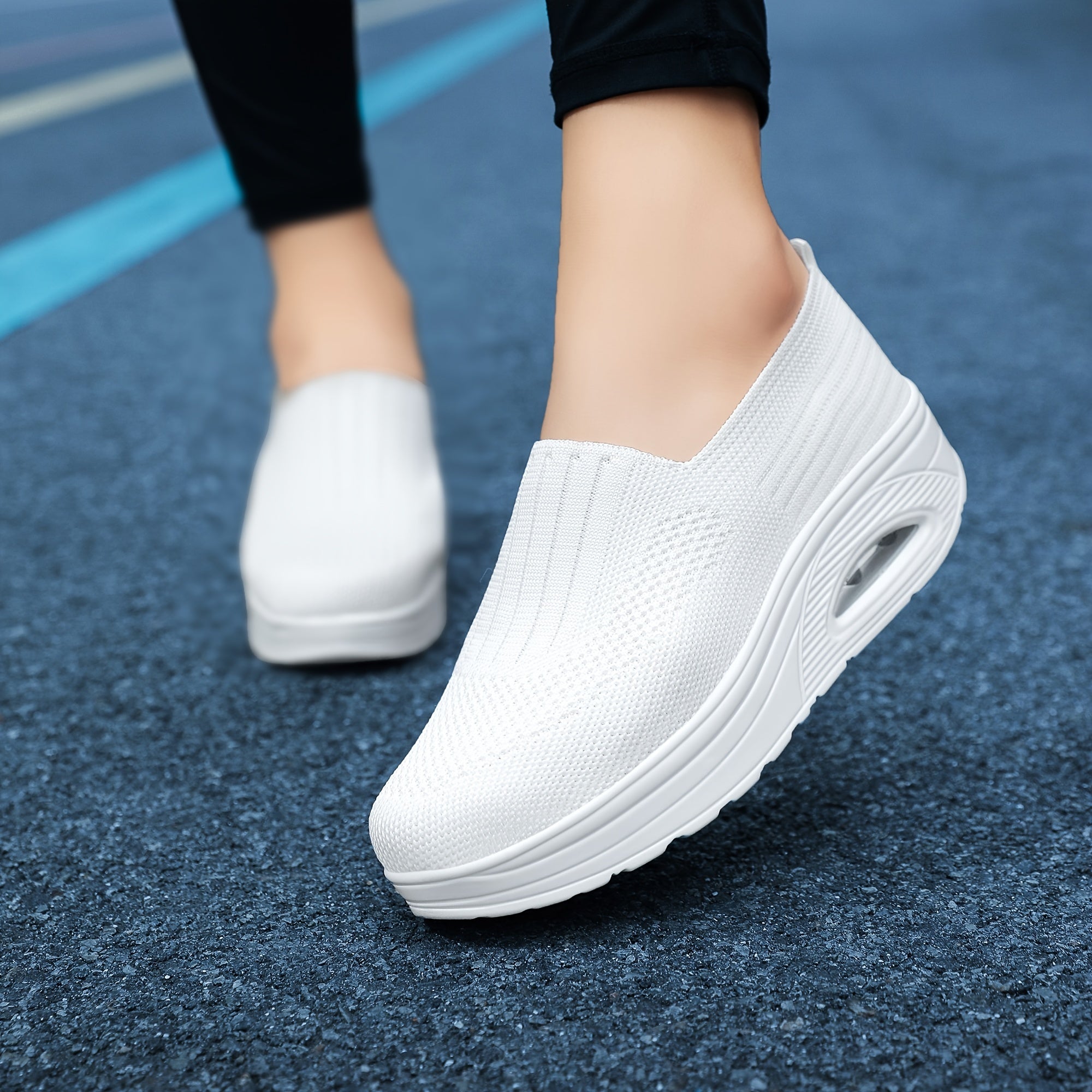 Women's Breathable Height Increased Slip-On Sneakers