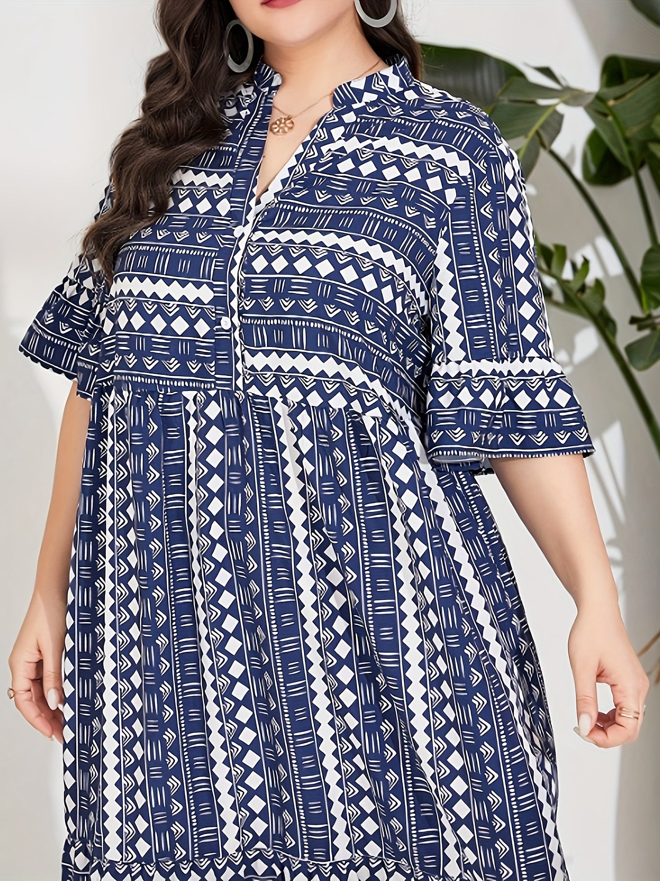 Colorblock Geometric Bell Sleeve Maxi Dress
