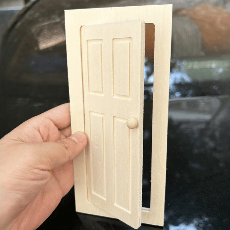 Mini Dollhouse Wooden Door Furniture Hinged Red Beige for Decoration