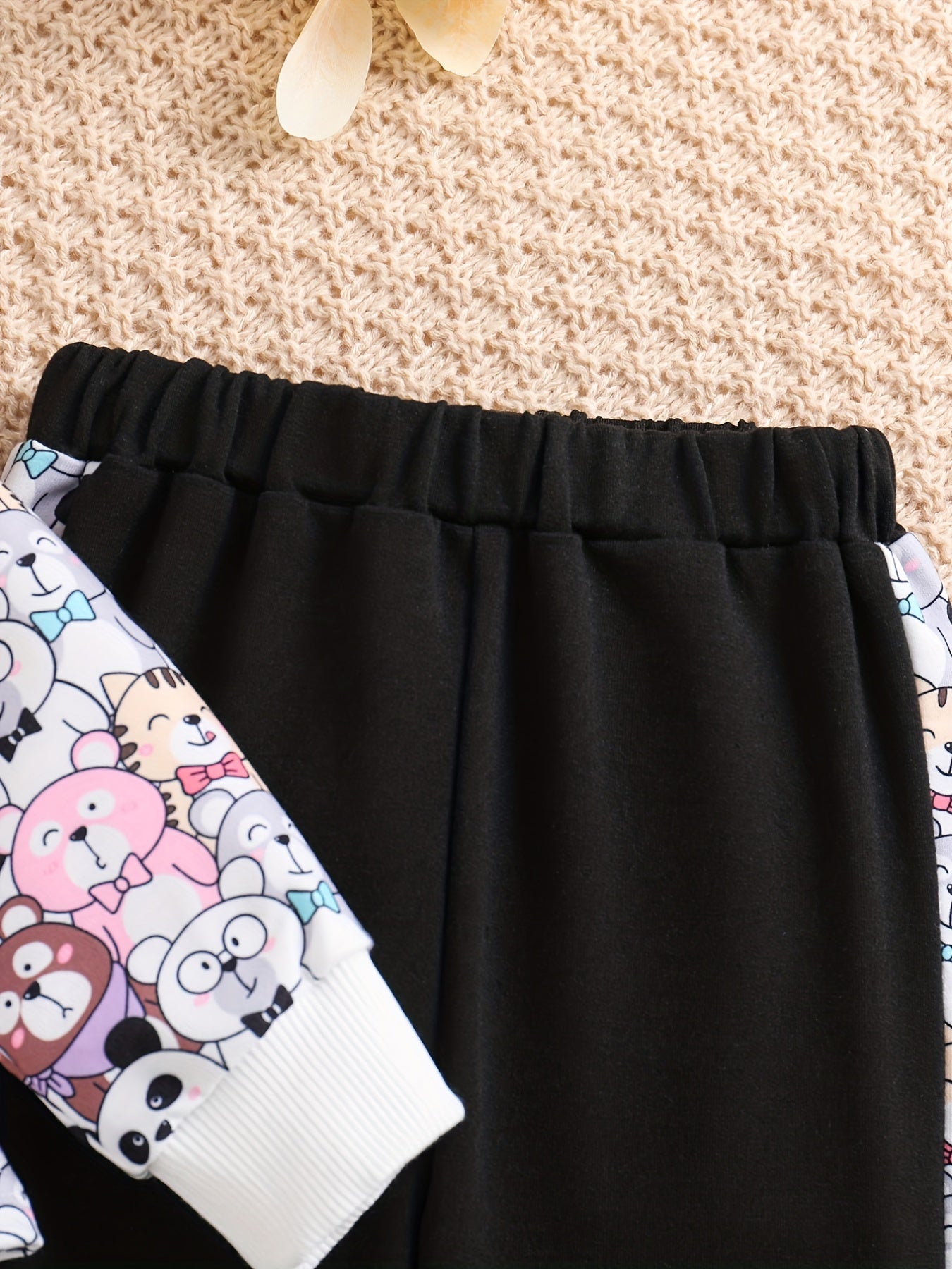 Toddler Girl's Cartoon Animals Hoodie & Sweatpants Set