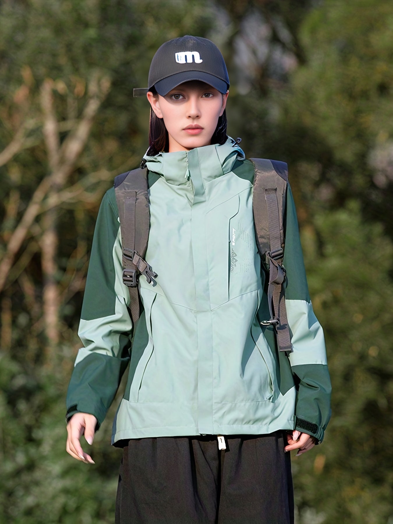 Women's Lightweight Windproof Waterproof Jacket for Spring & Autumn