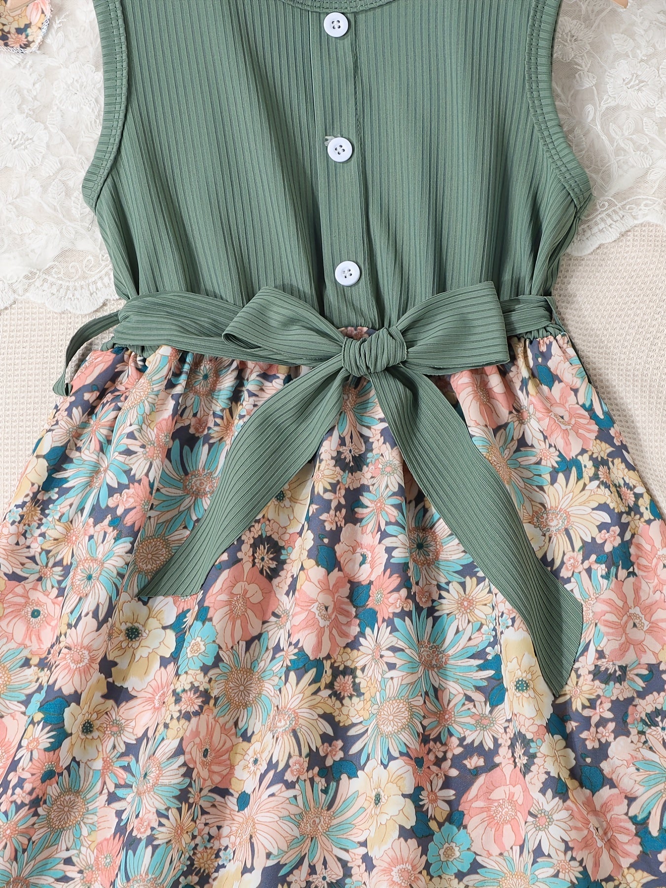 2pcs Toddler Girls Sleeveless Button Flowers Dress & Bow Straw Hat Set