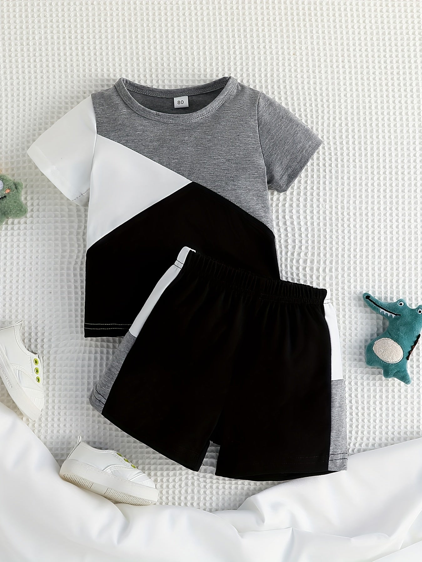 2pcs Baby Boys Casual Block T shirt & Shorts Set For Summer