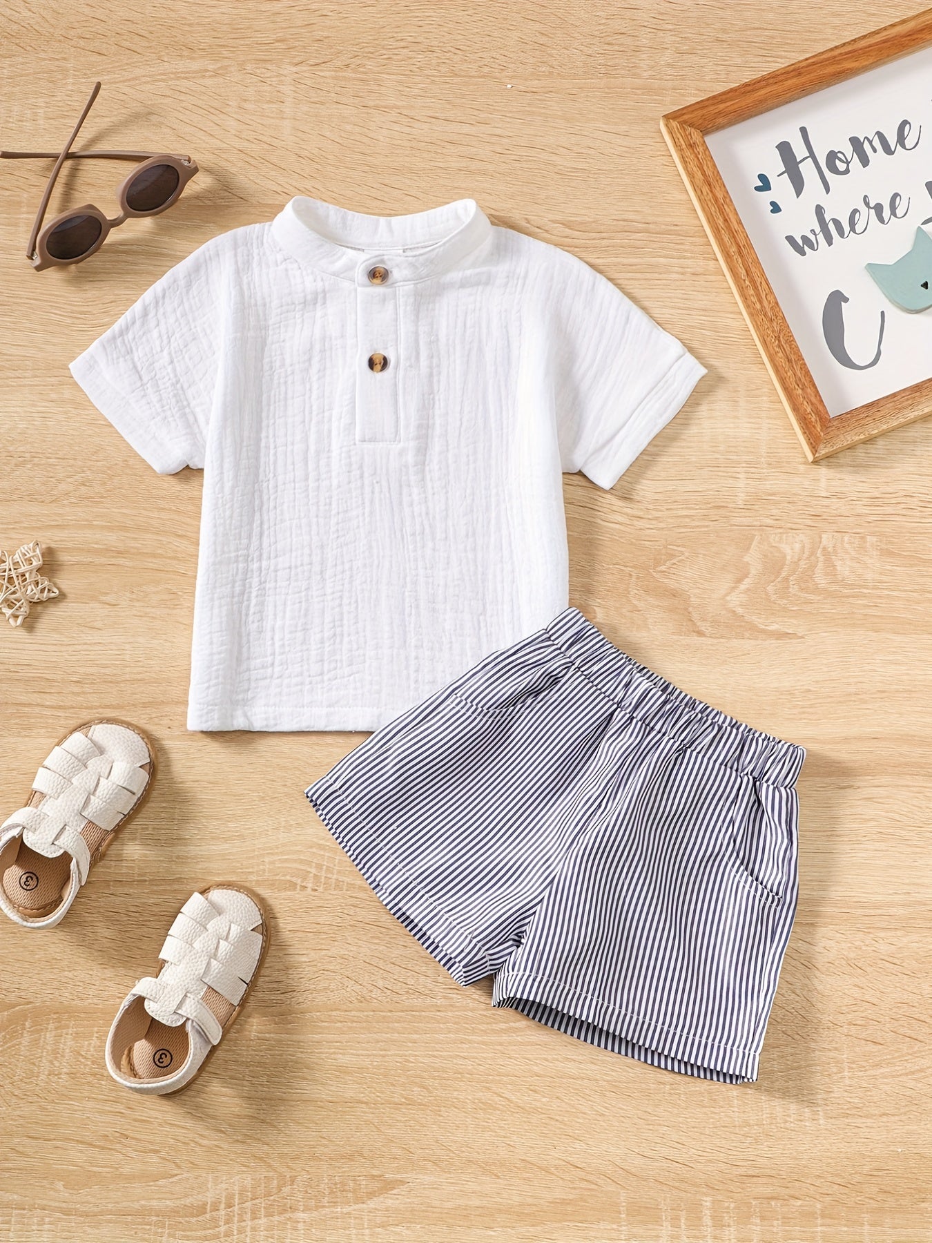 2pcs Baby Boys Casual Tops & Striped Shorts Set