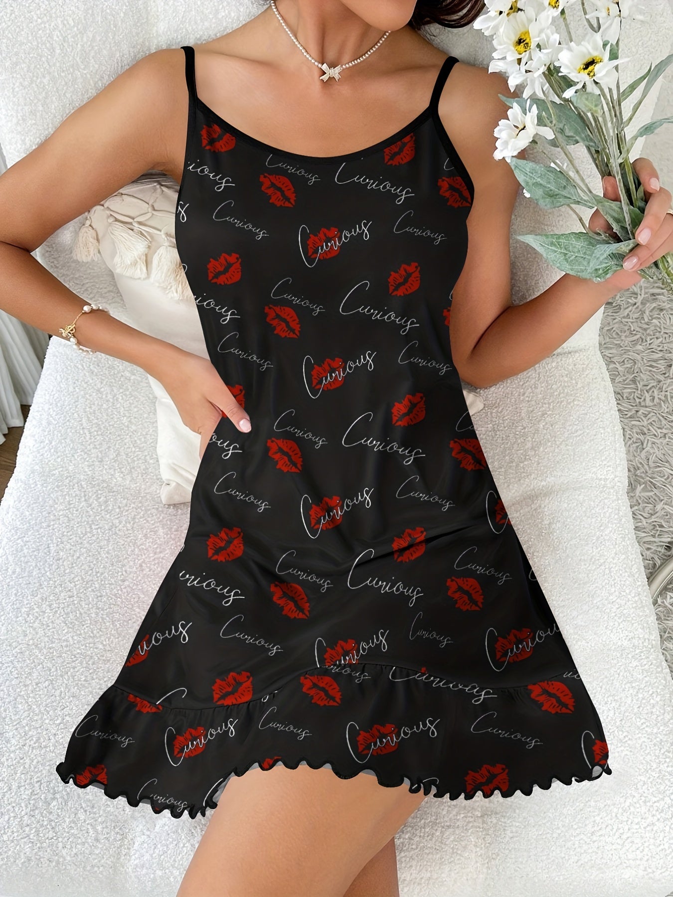 Lips Print Ruffle Nightdress Crew Neck Sleep Dress Women's Sleepwear