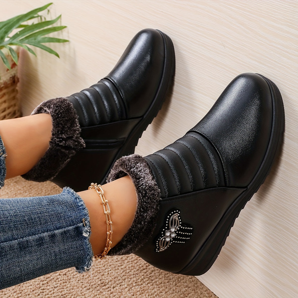 Women's Rhinestone Decor Thermal Snow Boots