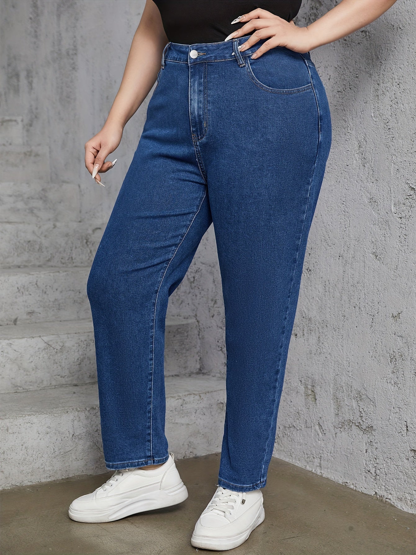 Medium Stretch Straight Leg Jeans for Women