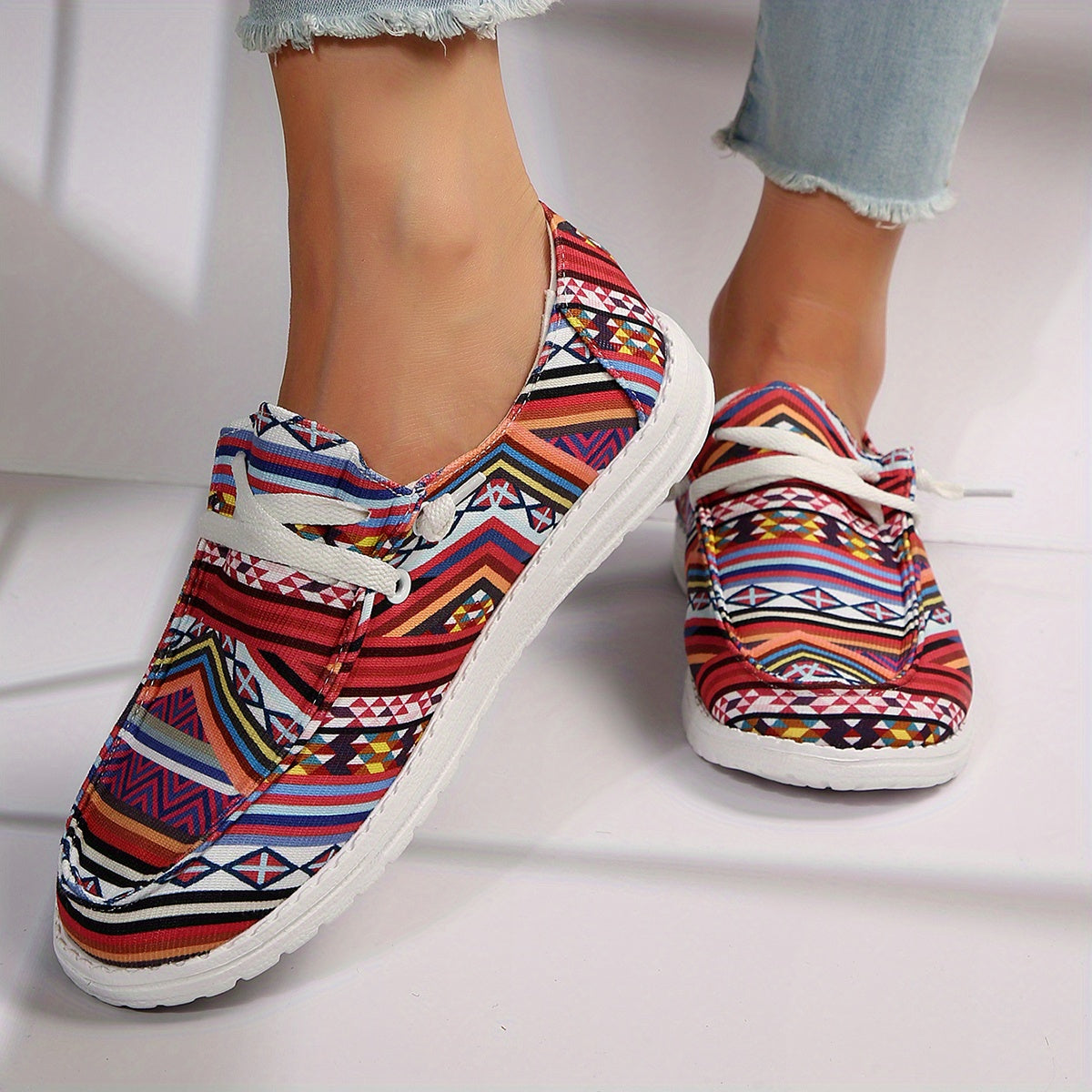 Women's Geometric Pattern Canvas Shoes Boho Style Low Top Loafers